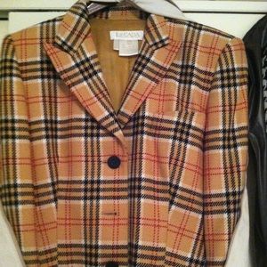 Escada Blazer, size 8, excellent condition.